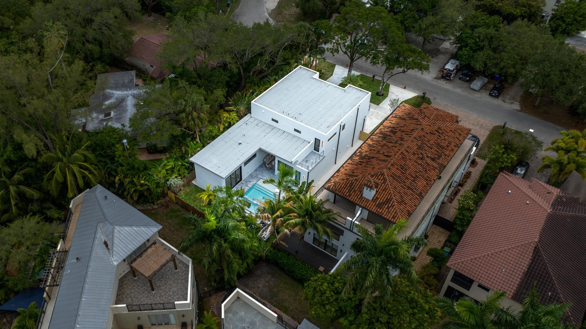 815 SW 11th Street