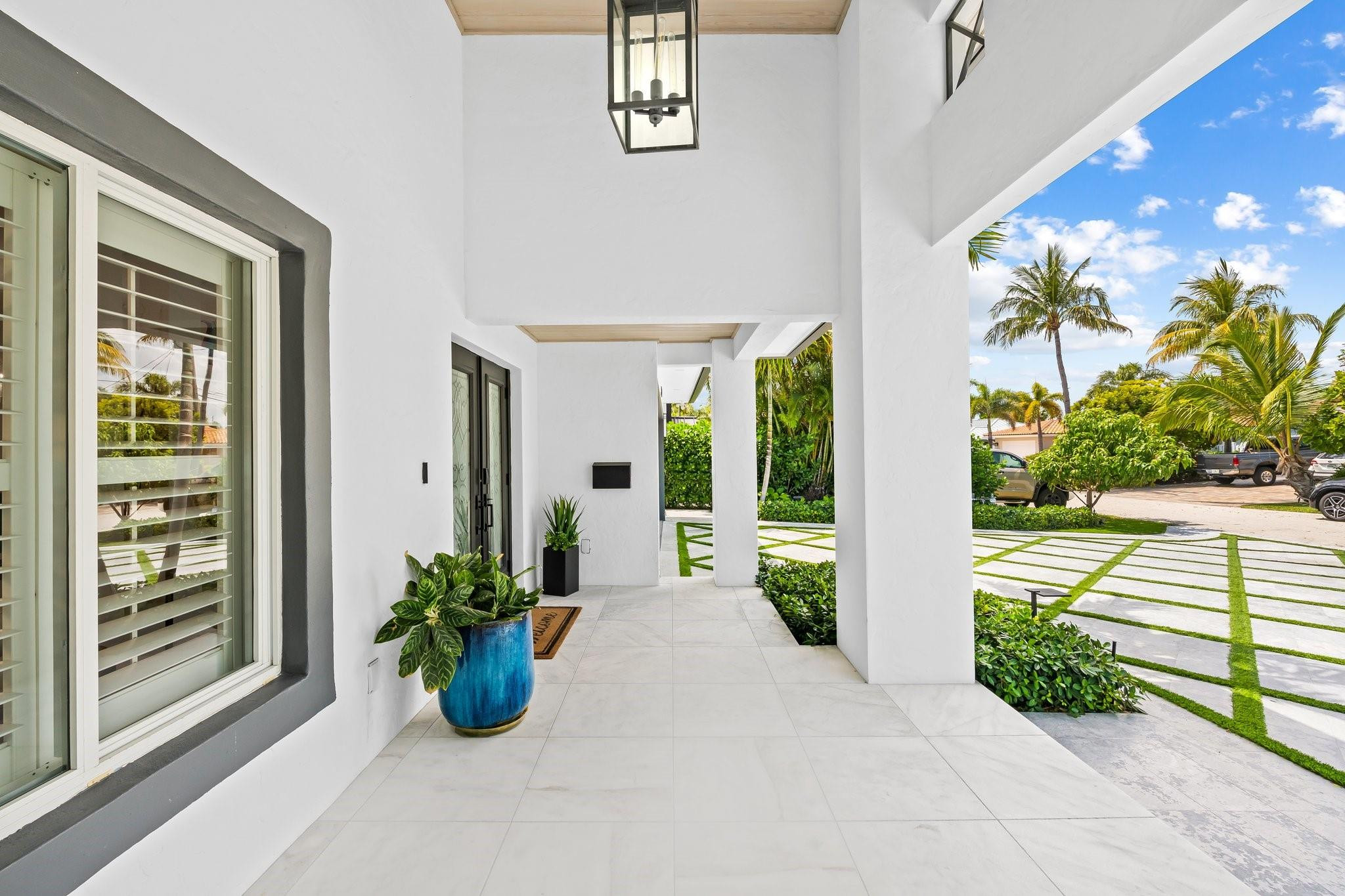 3300 NE 42nd Court