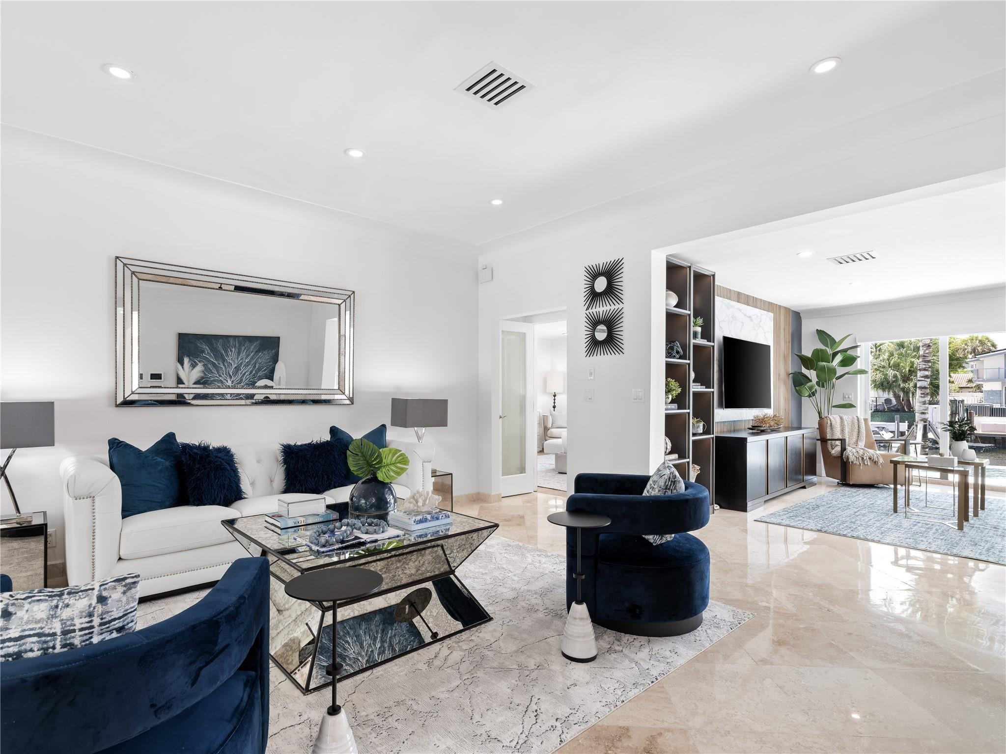 3300 NE 42nd Court