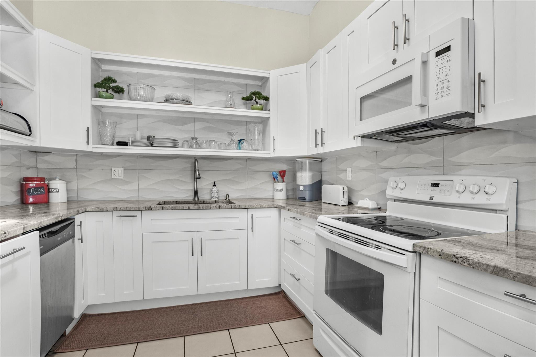 7278 NW 47th Place