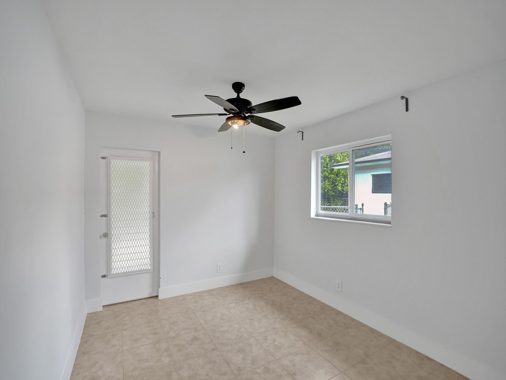 829 SW 14th Street