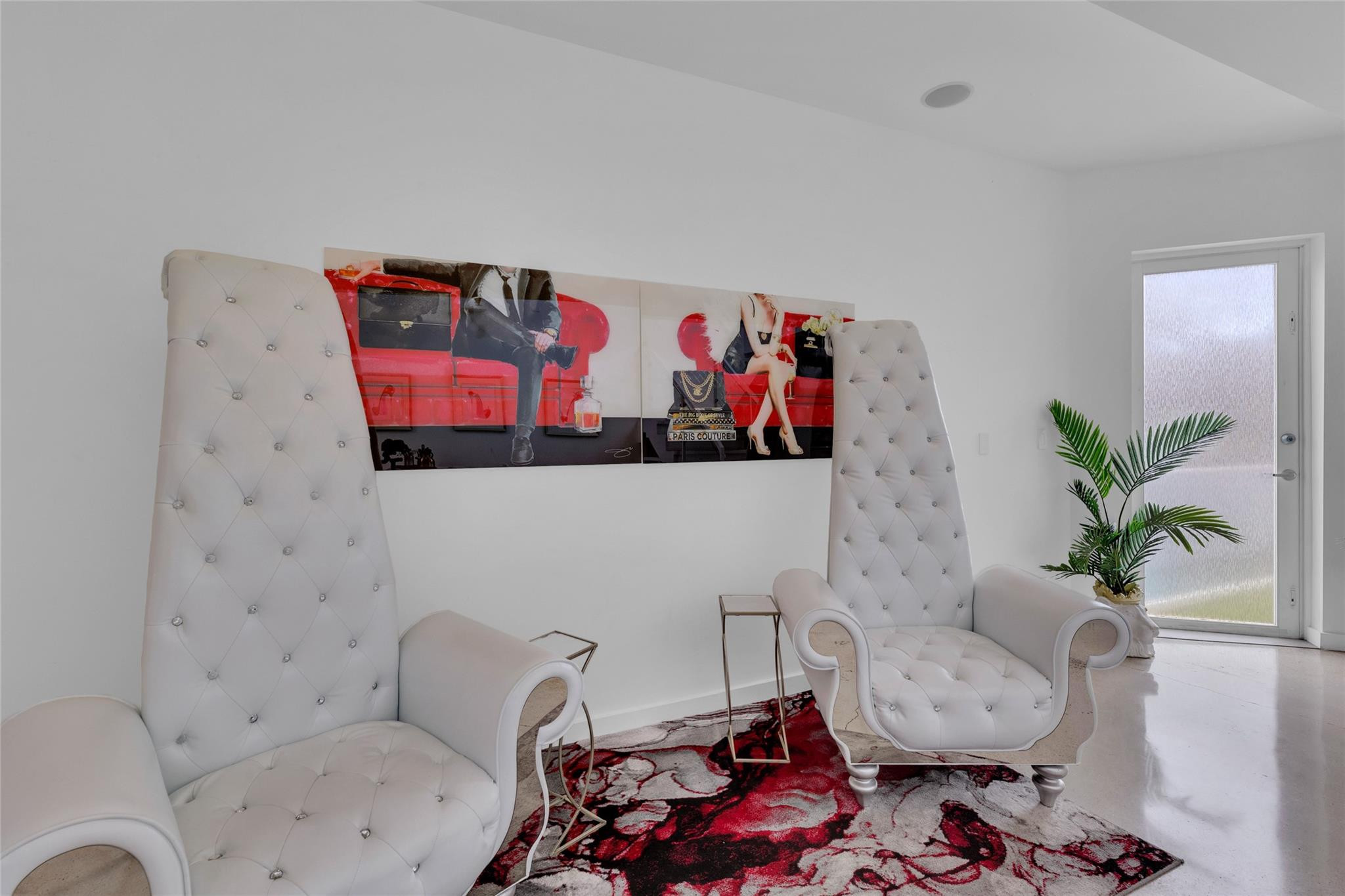 303 SW 9th Street