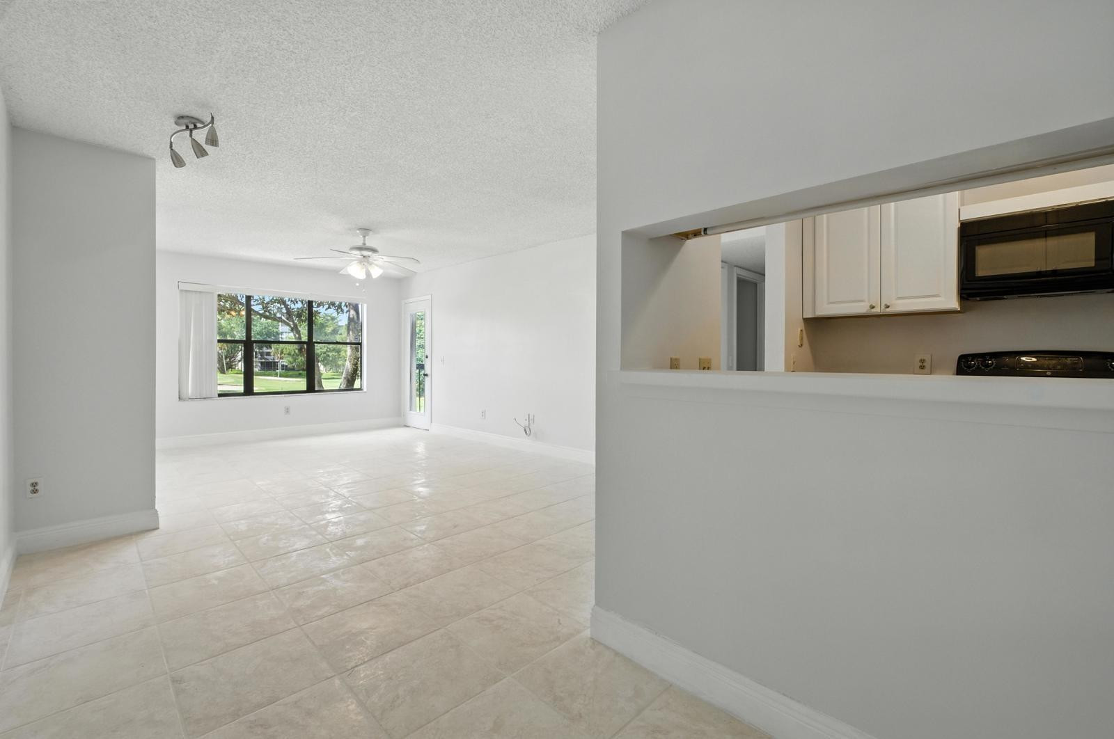 4281 W Mcnab Road 16