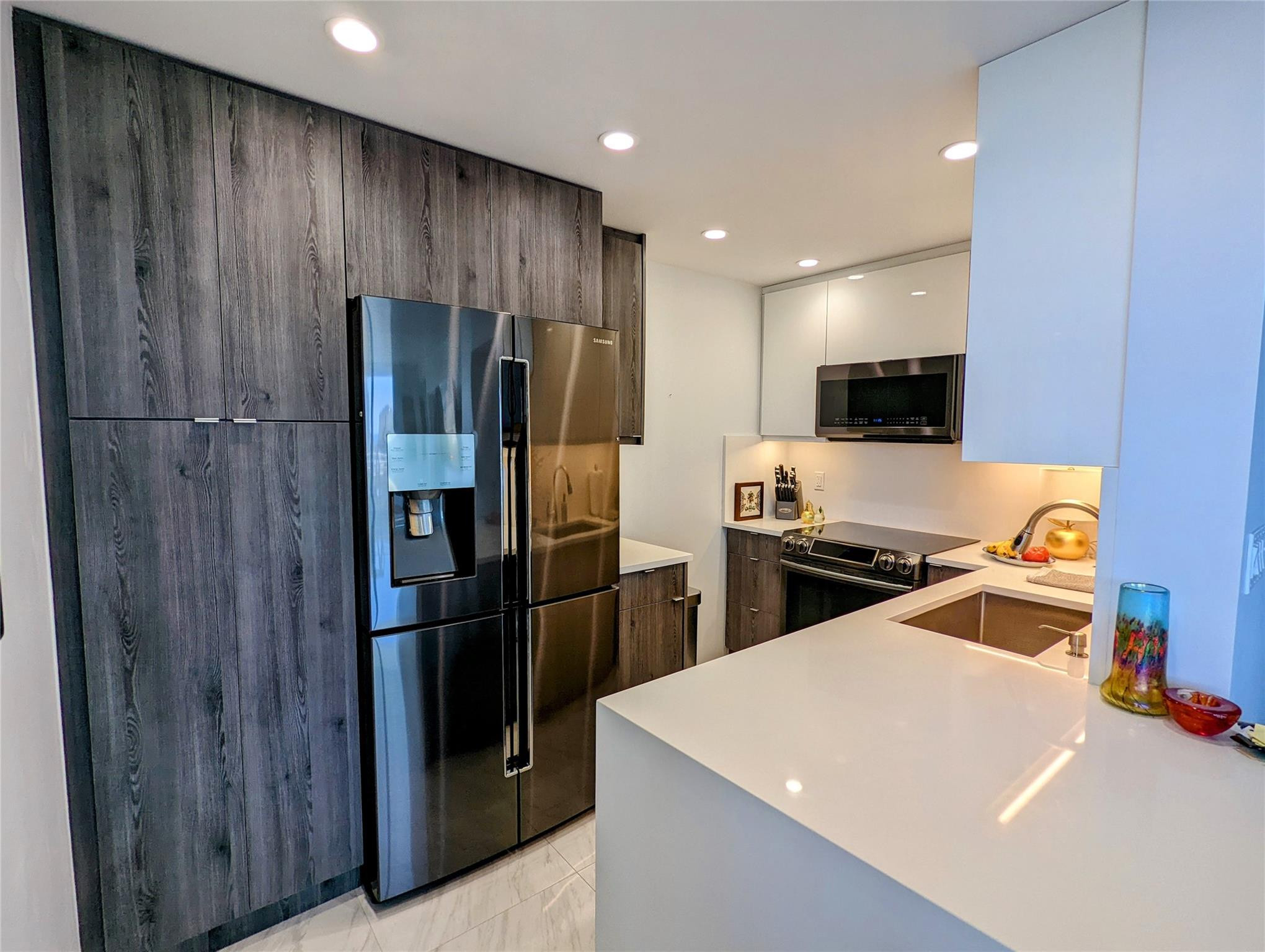 888 Intracoastal Drive 10A