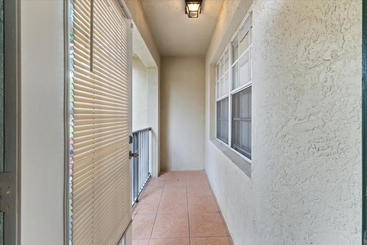 2301 Belmont Lane 2301