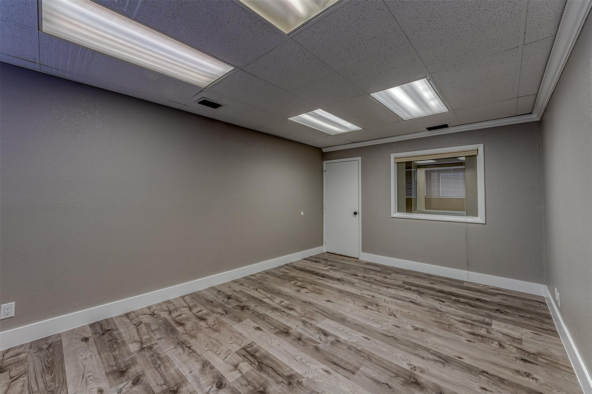 2425 50th Street 400