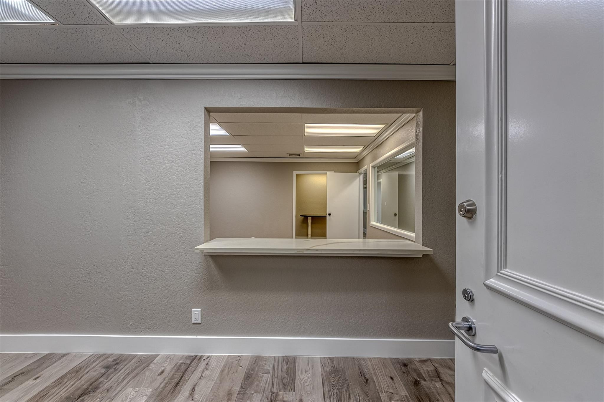 2425 50th Street 400