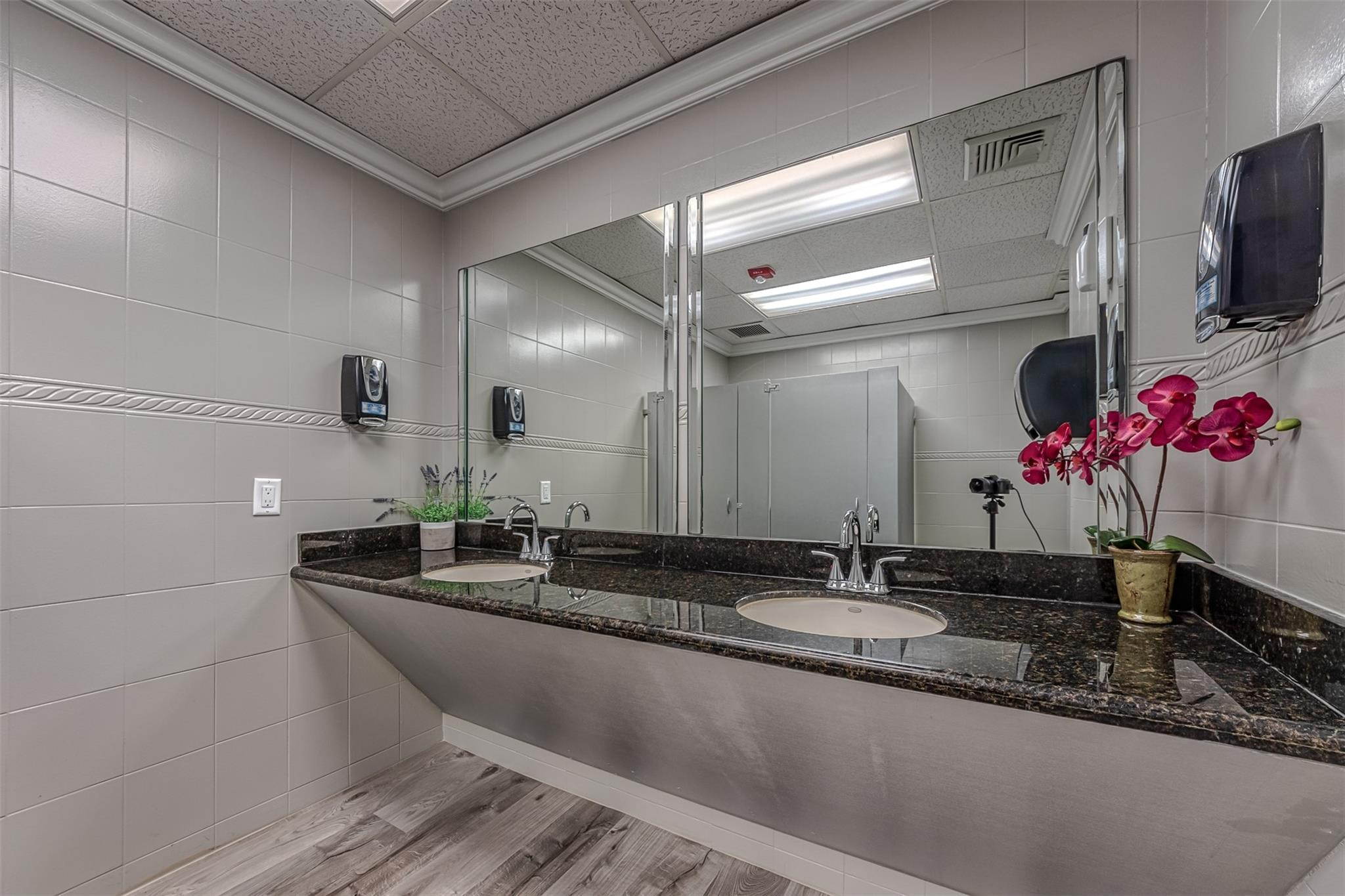 2425 50th Street 403