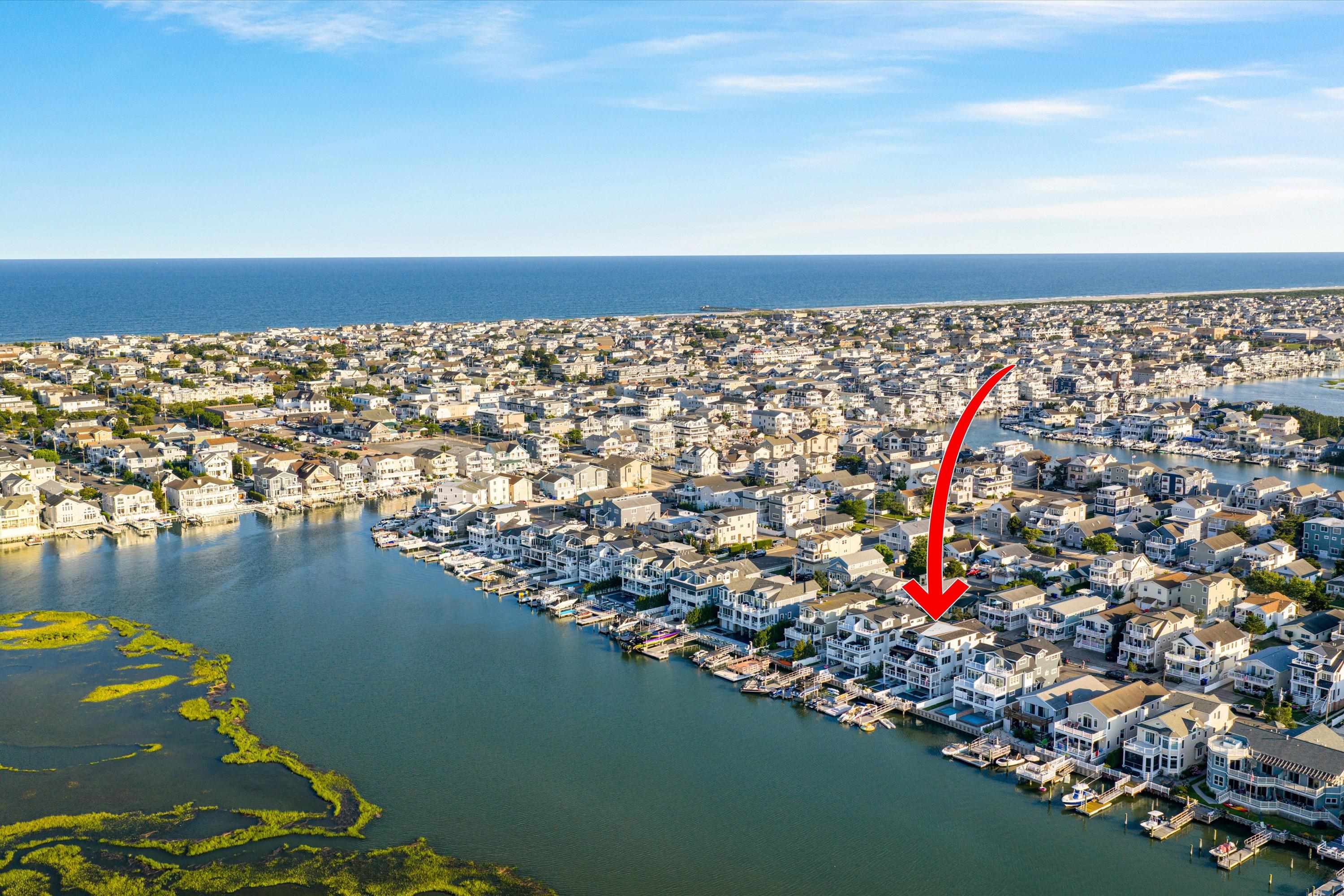 435 20th Street Unit: 435