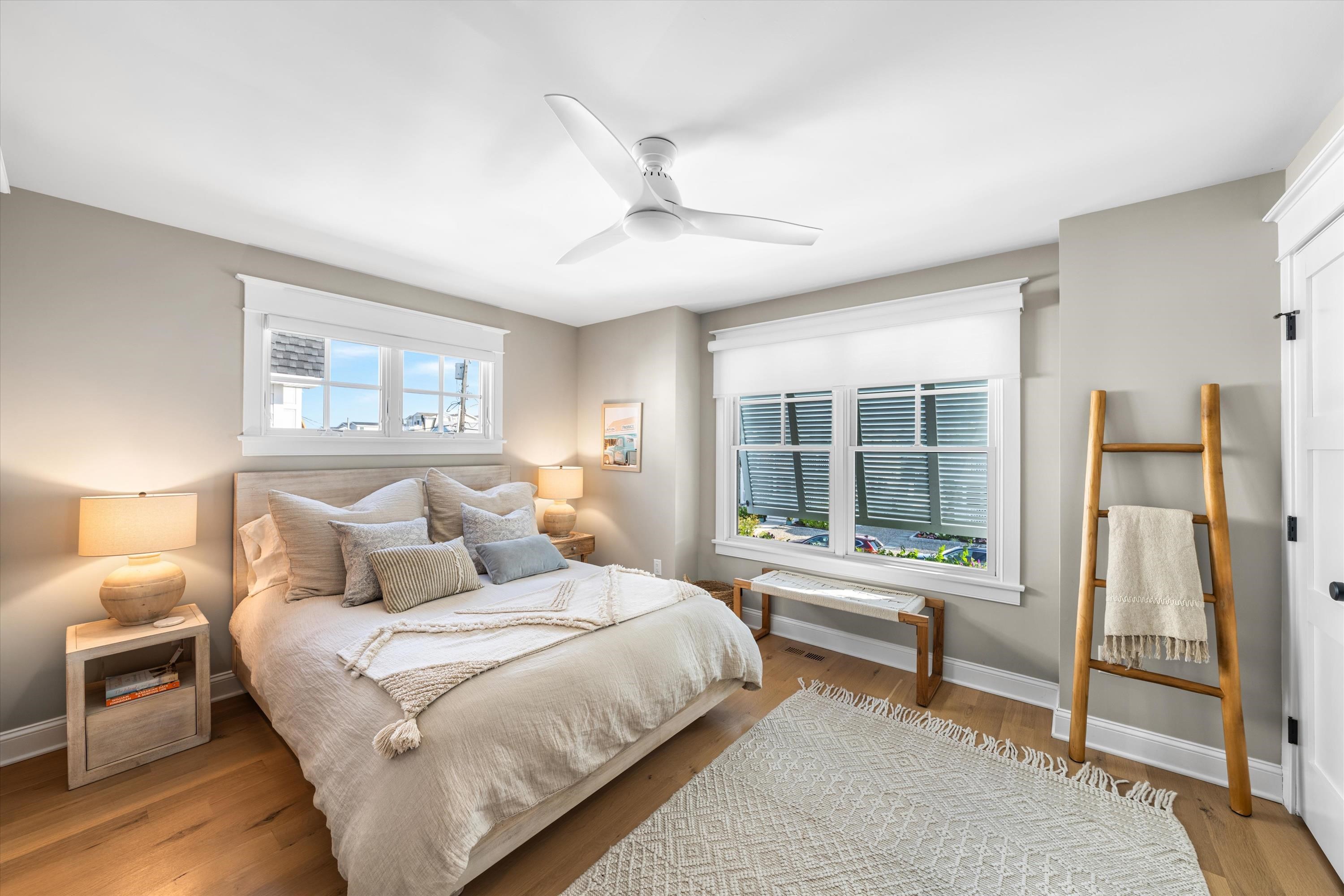 435 20th Street Unit: 435