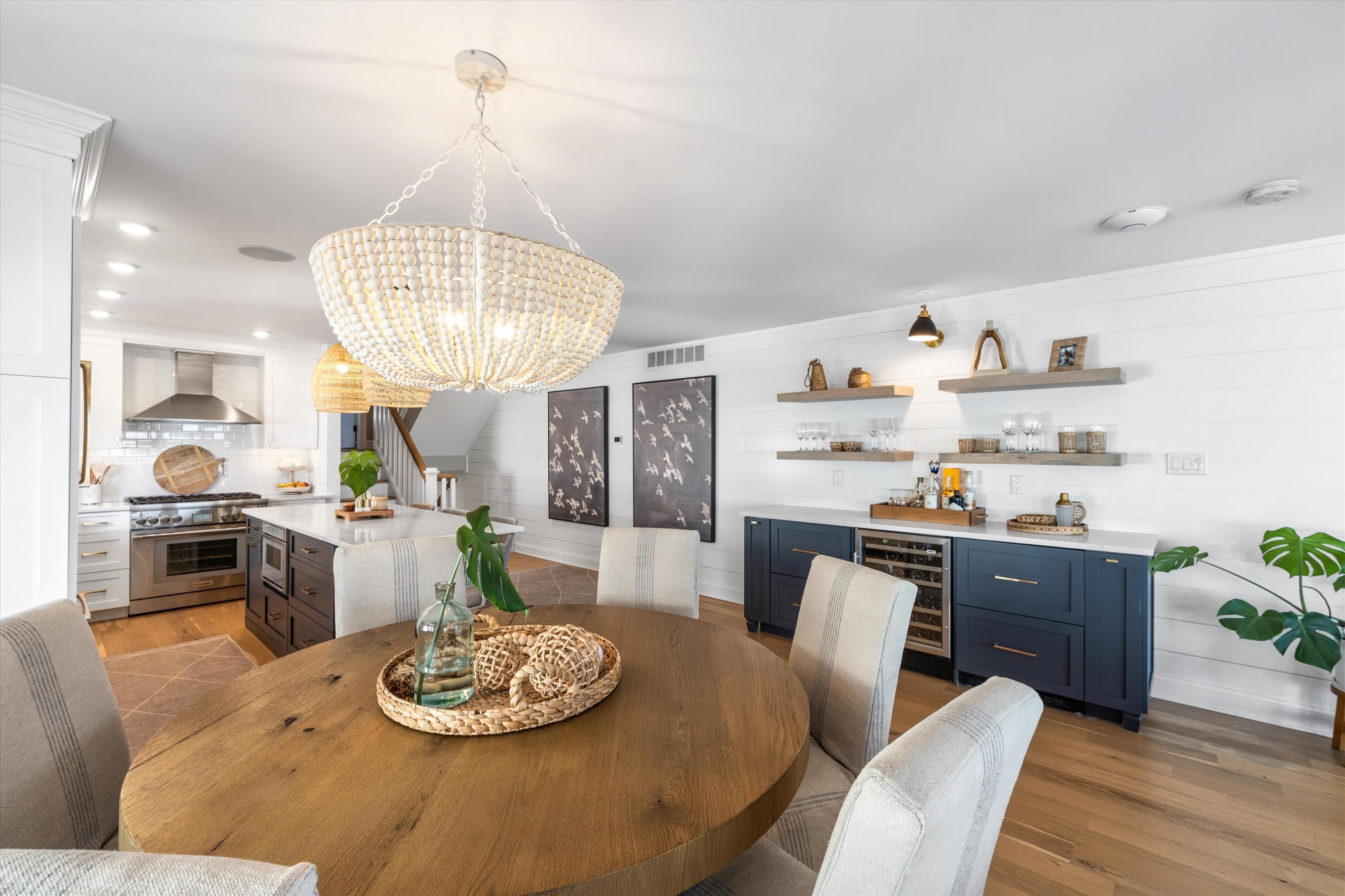 435 20th Street Unit: 435