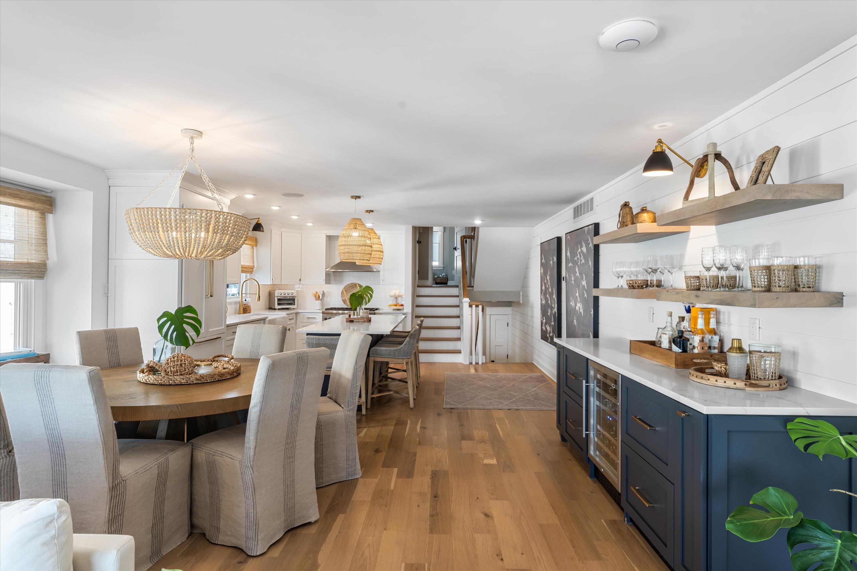 435 20th Street Unit: 435