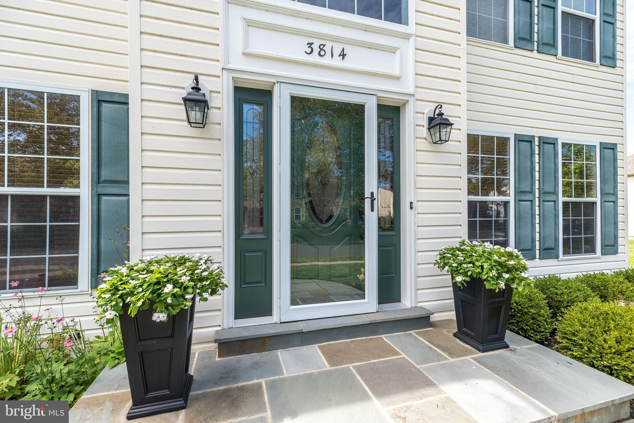 3814 Daystar DRIVE