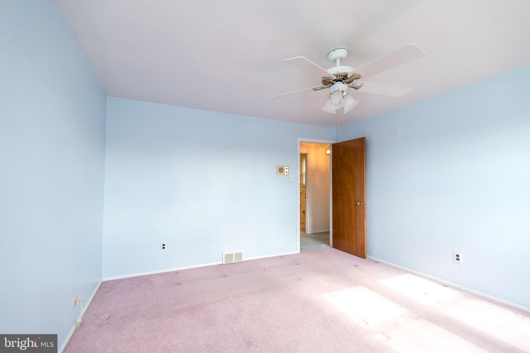 441 Maple Ave