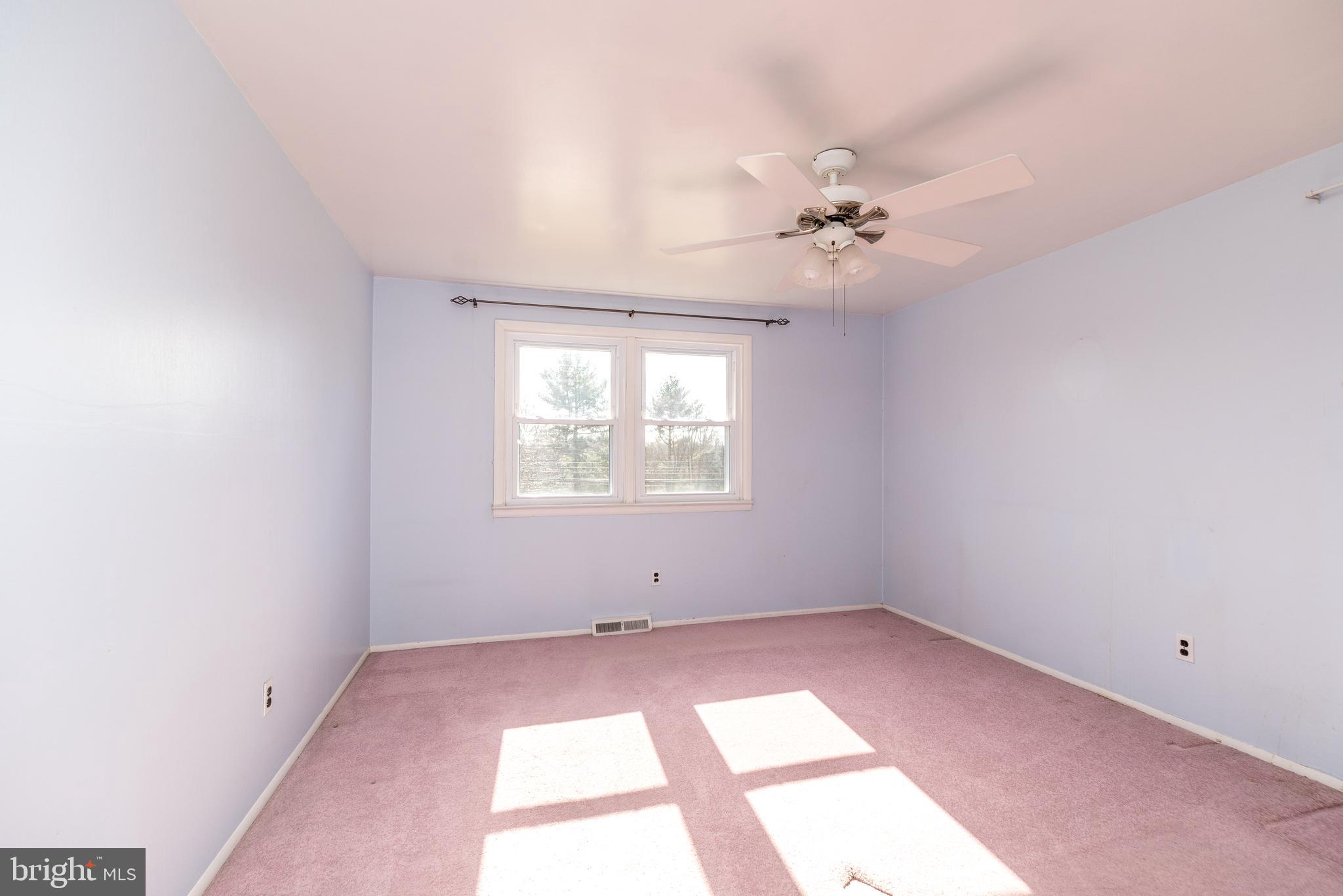441 Maple Ave