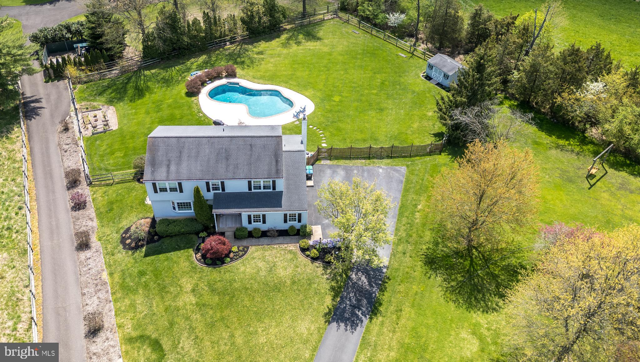 16 Marshall Cir