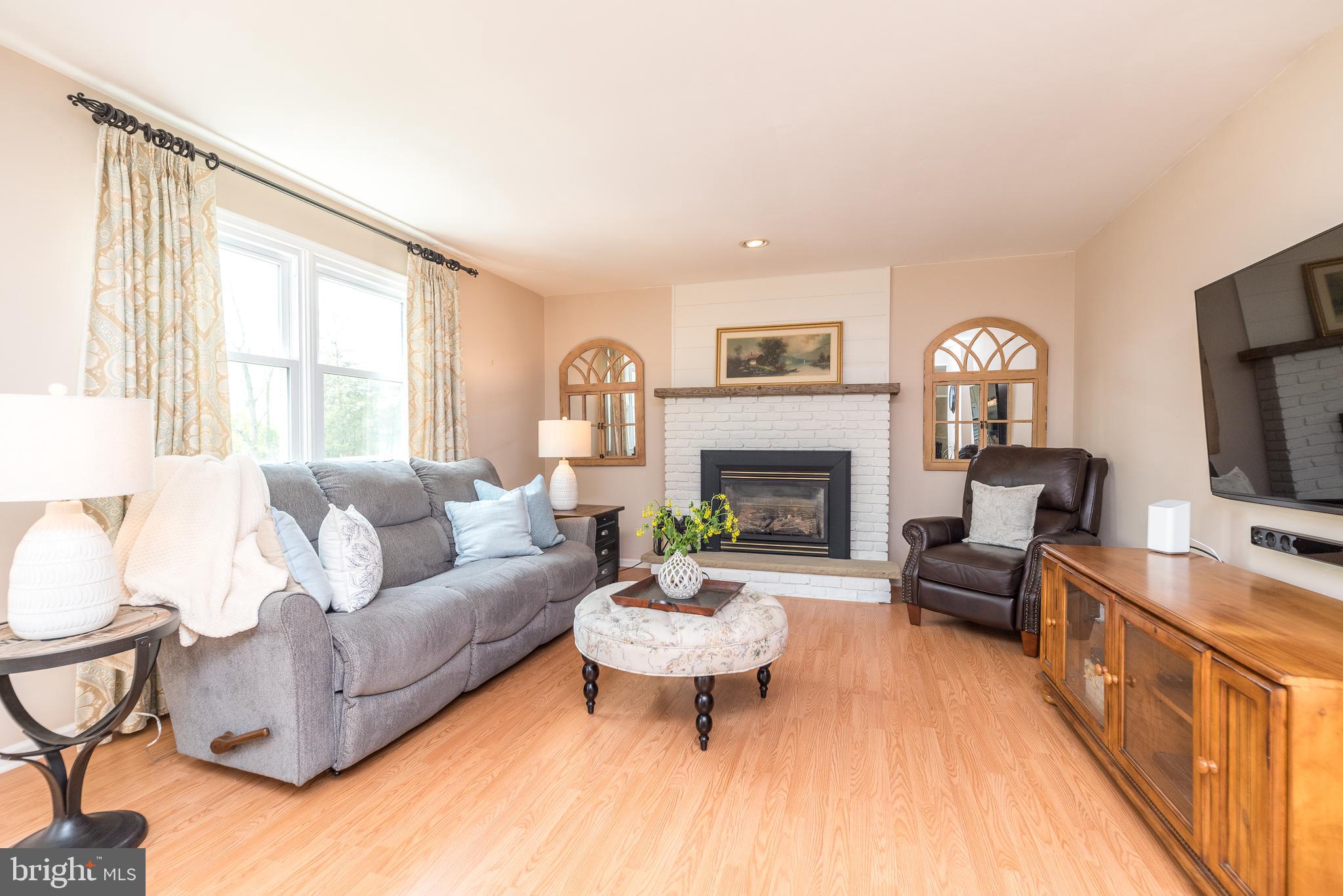 16 Marshall Cir