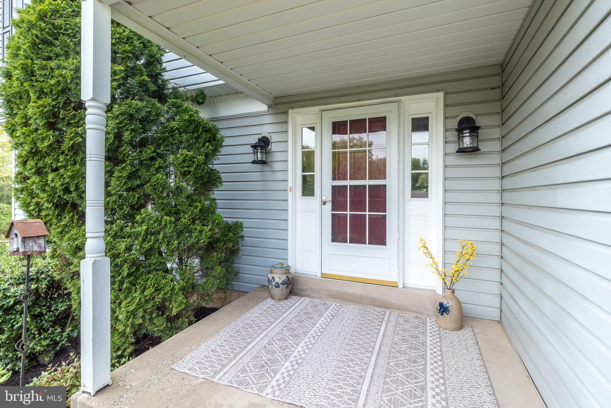 16 Marshall Cir