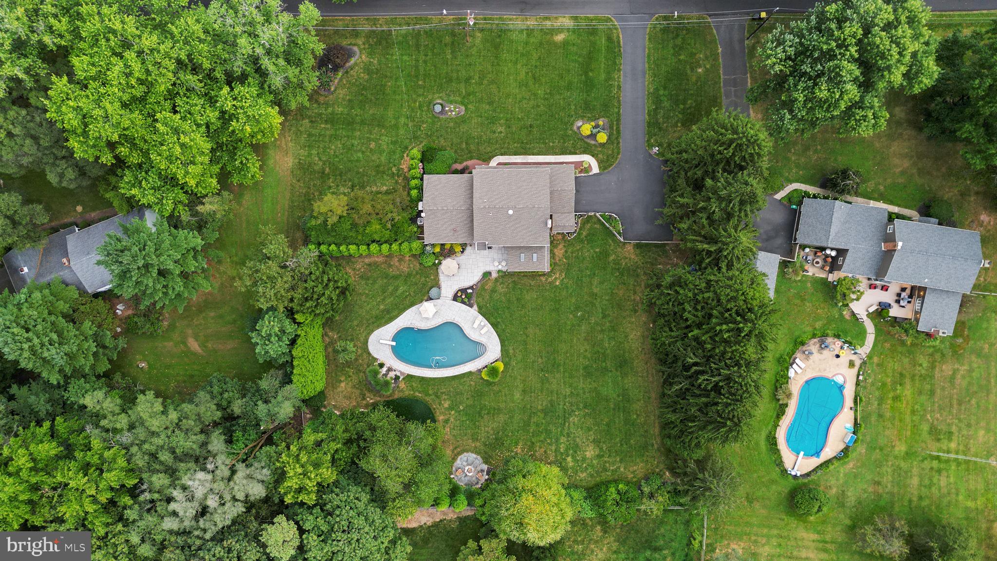 65 Shady Springs Dr