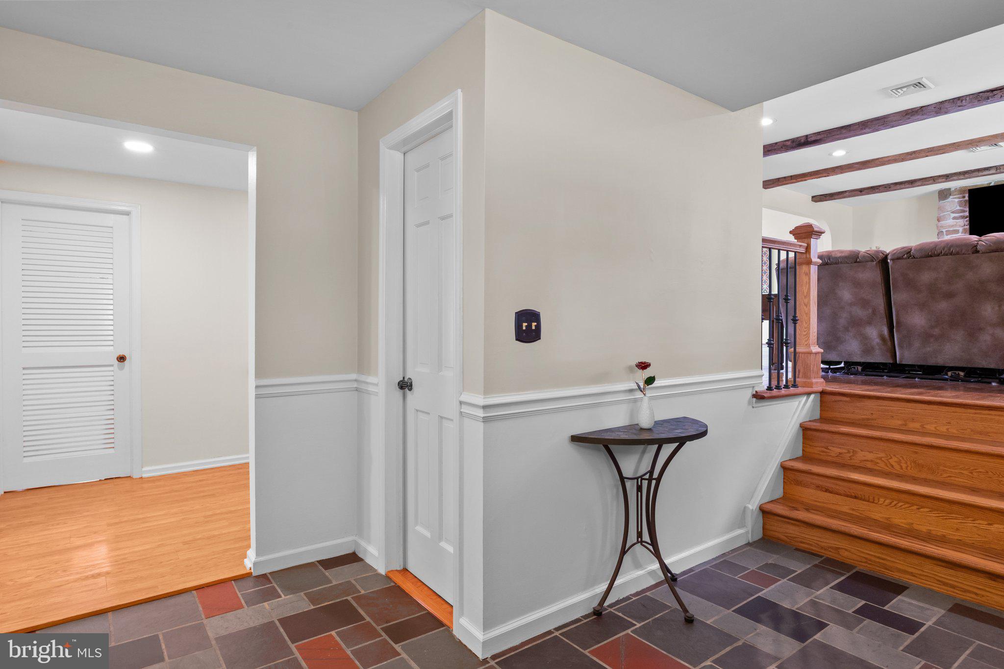 65 Shady Springs Dr