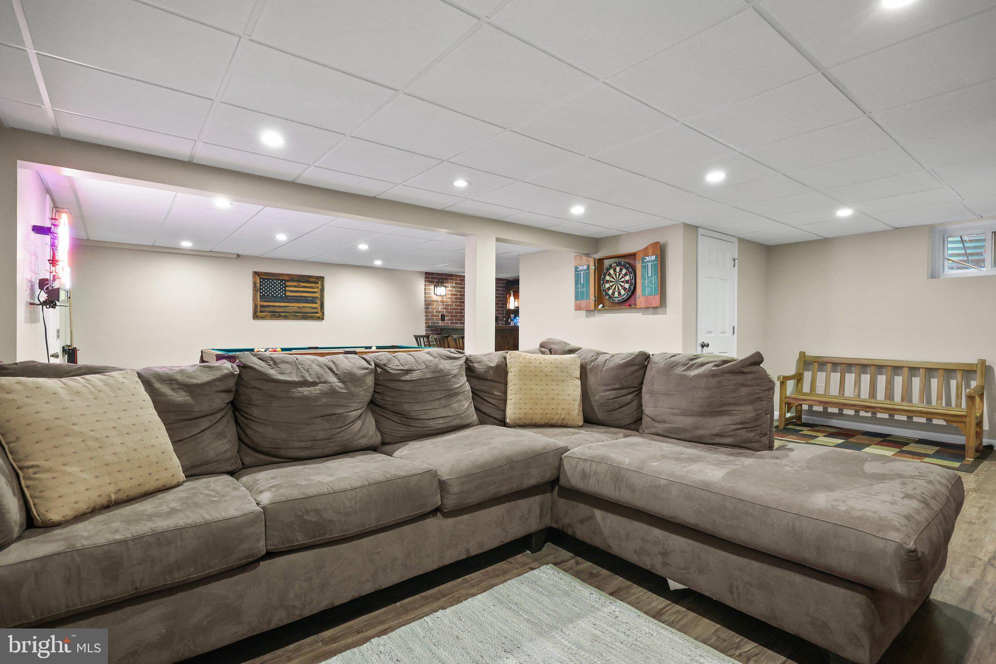 65 Shady Springs Dr
