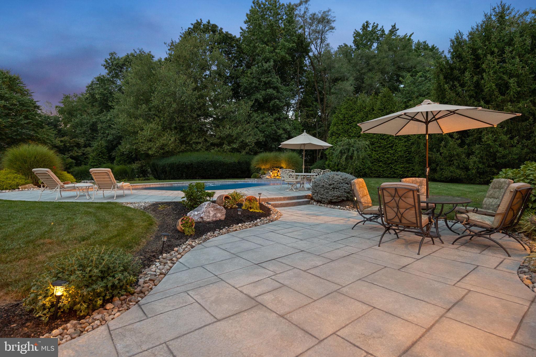 65 Shady Springs Dr