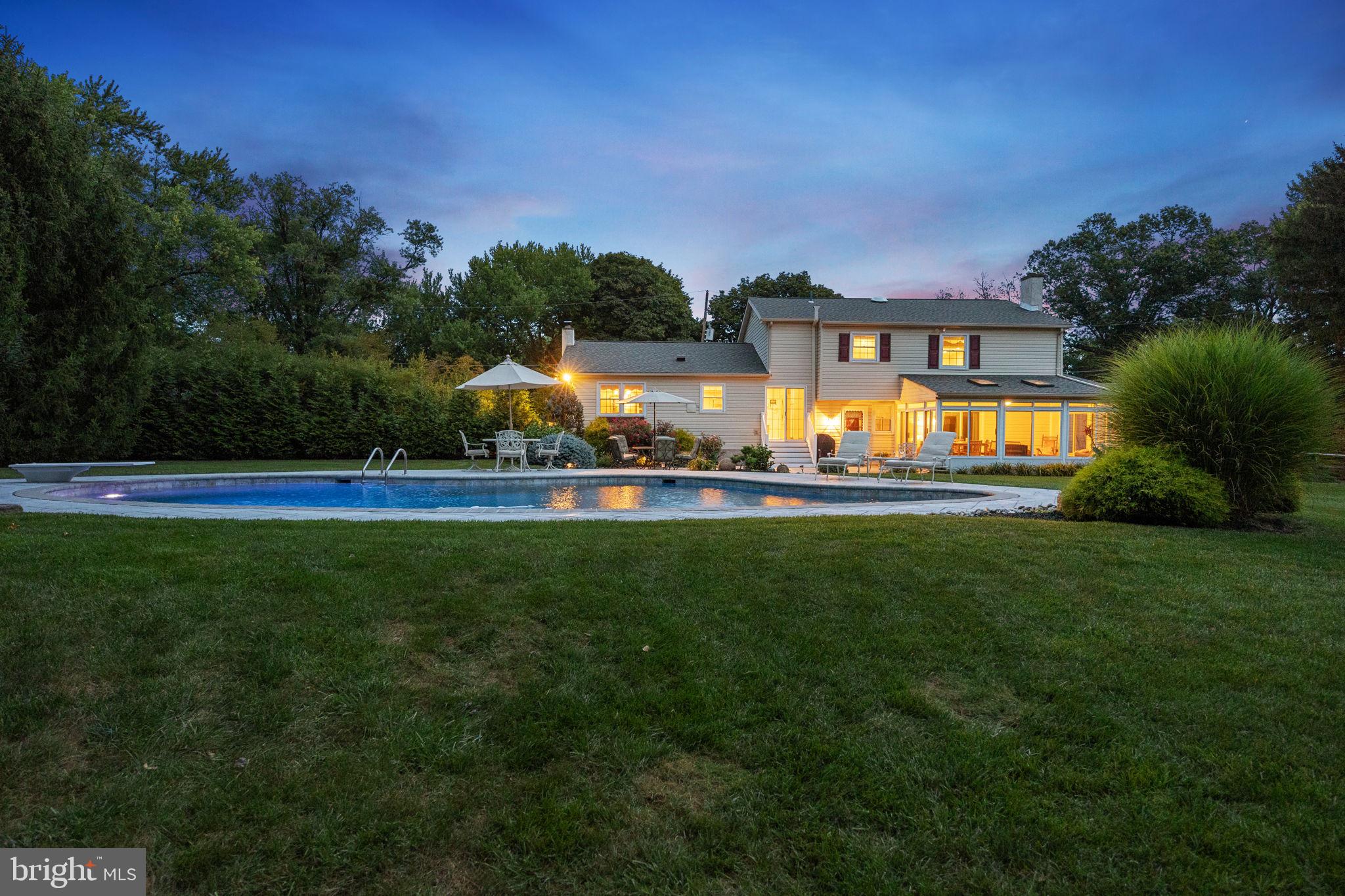 65 Shady Springs Dr