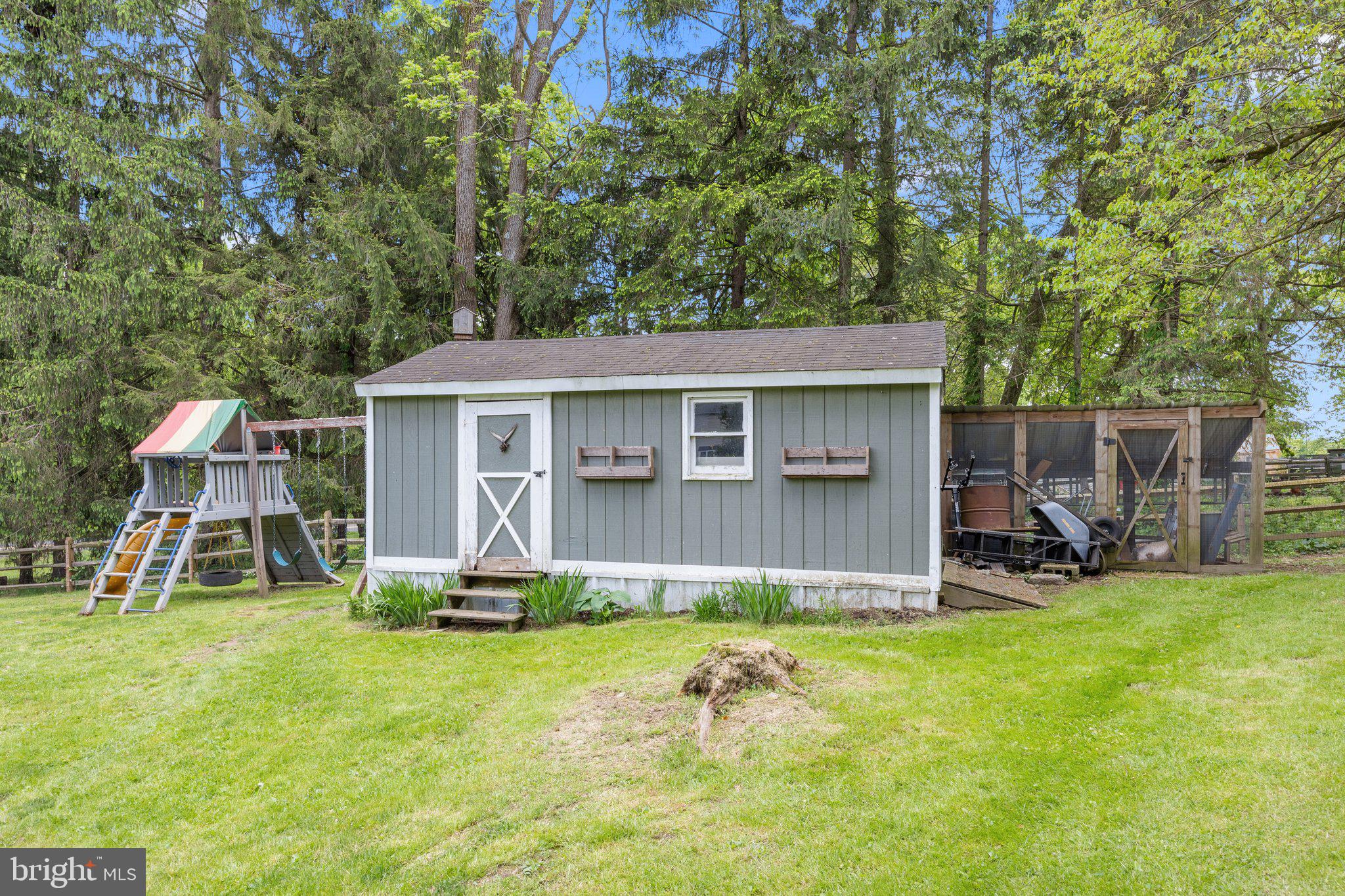 734 Skunk Hollow Rd