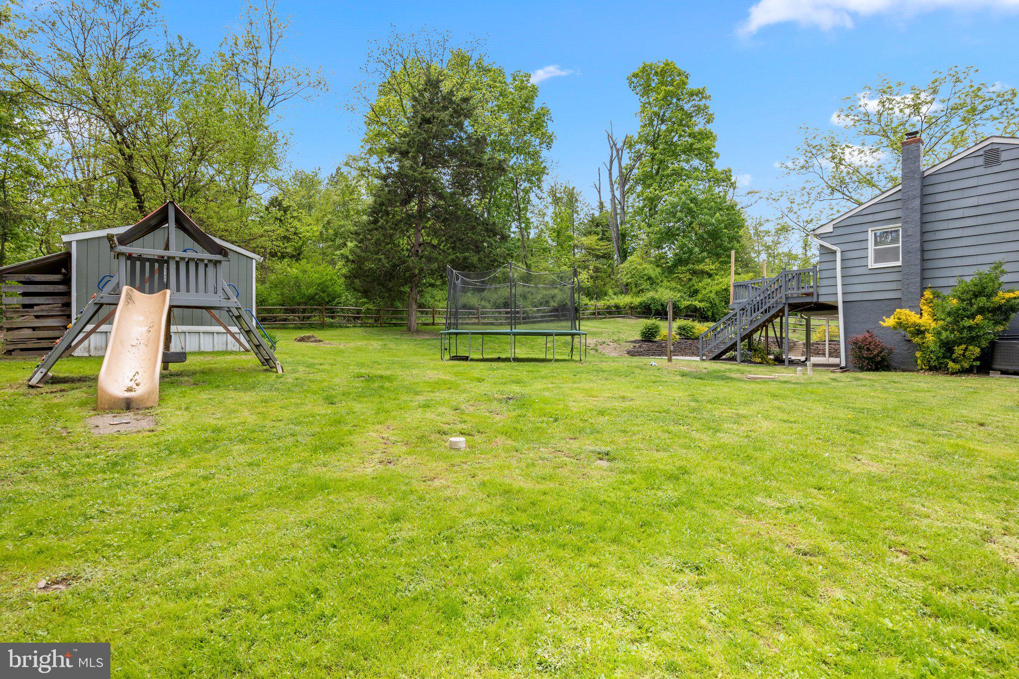 734 Skunk Hollow Rd