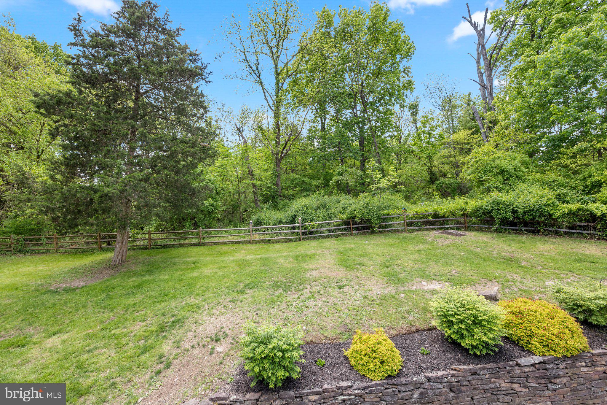 734 Skunk Hollow Rd