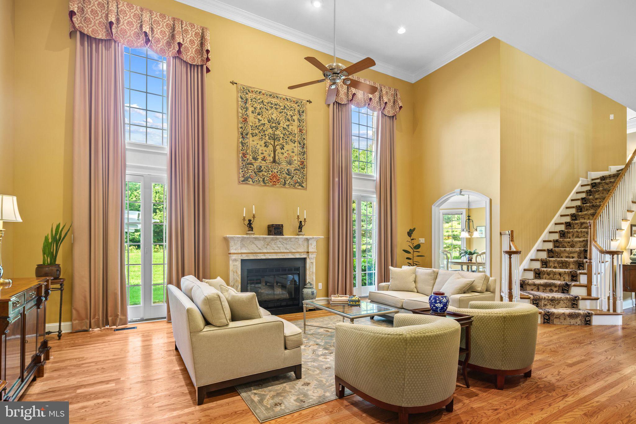 2209 Corson Ln