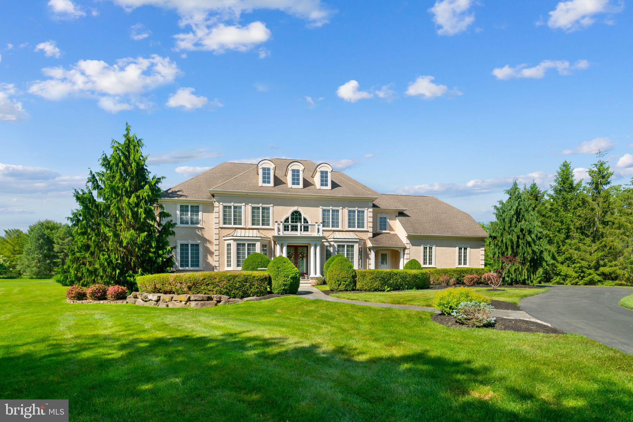 2209 Corson Ln