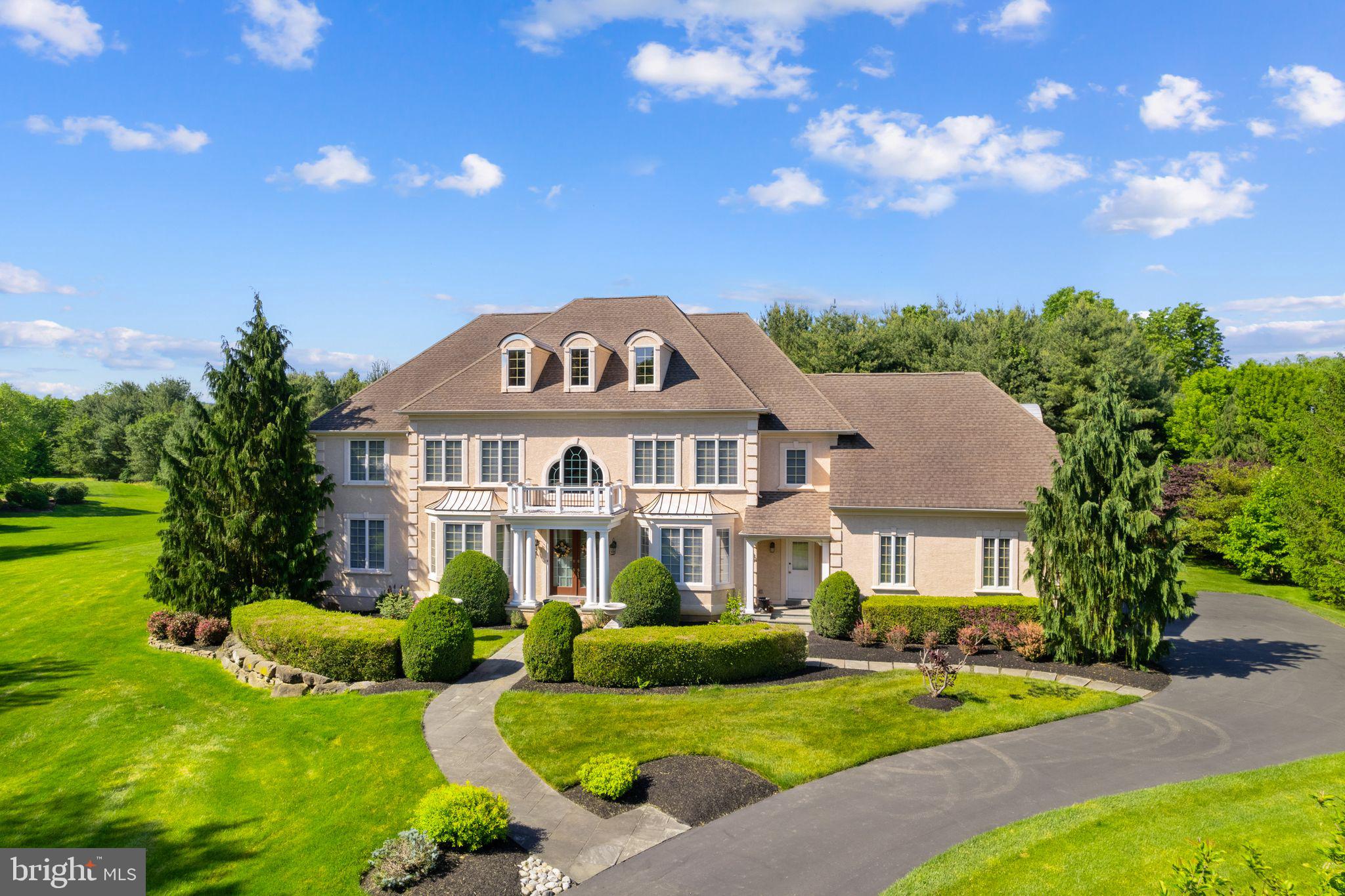 2209 Corson Ln