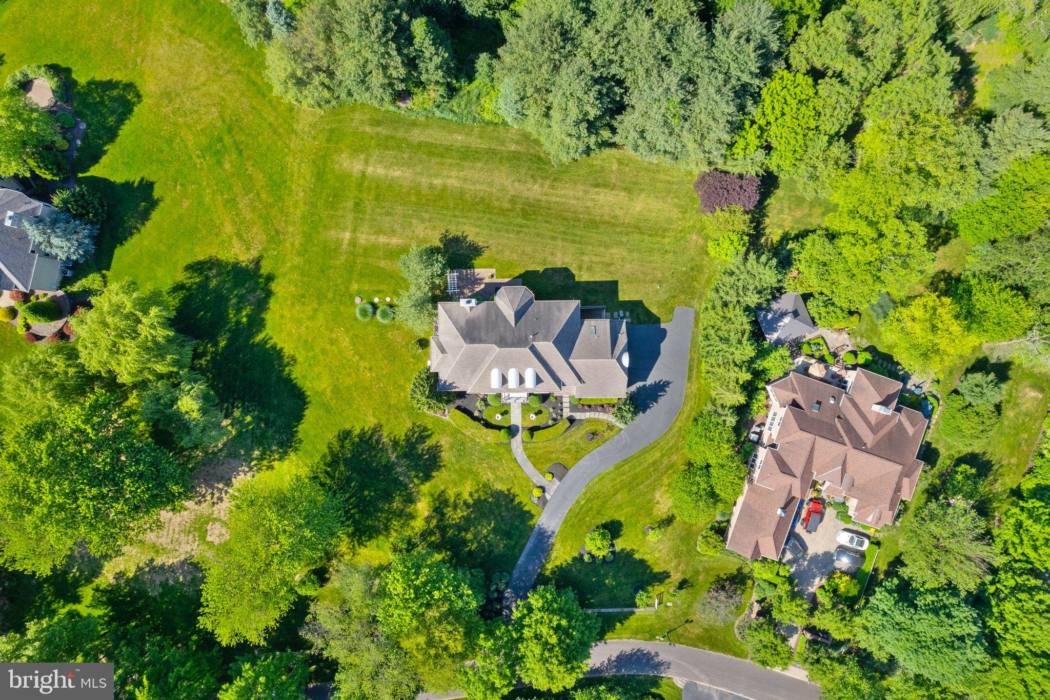 2209 Corson Ln