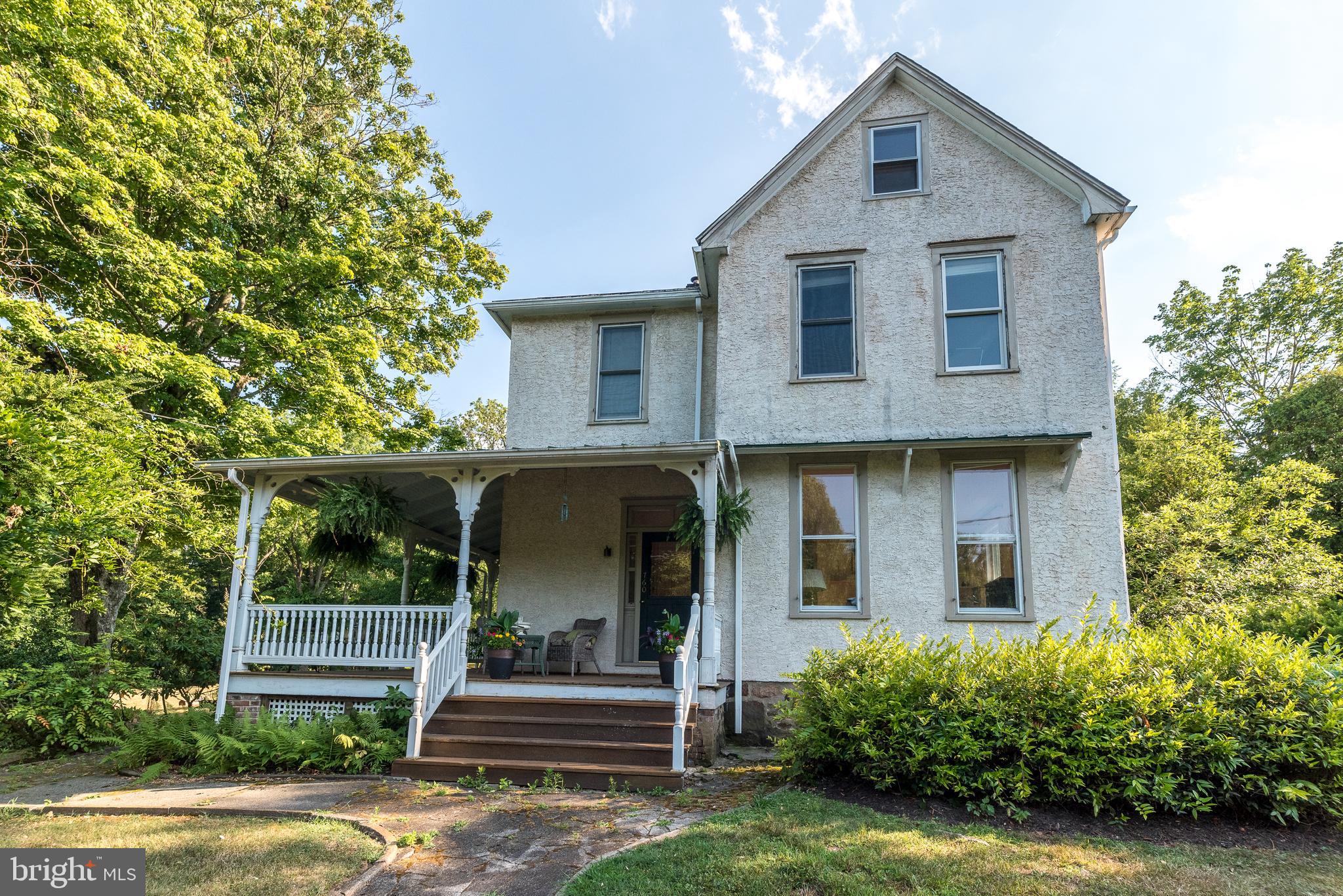 760 Forest Grove Rd