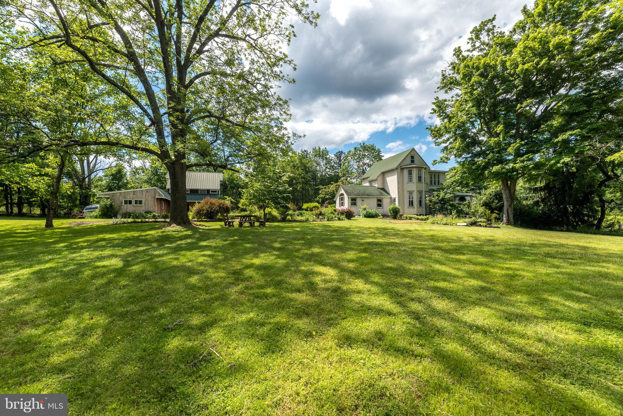 760 Forest Grove Rd