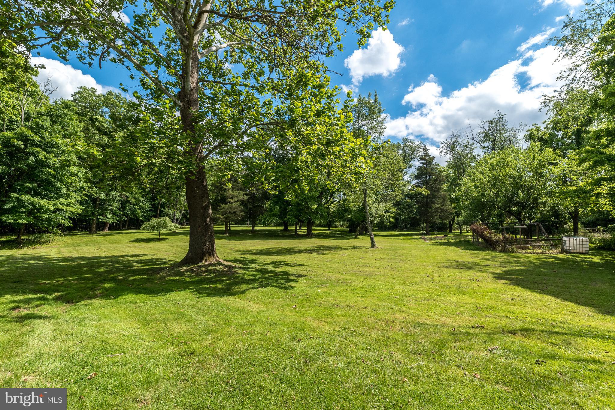 760 Forest Grove Rd