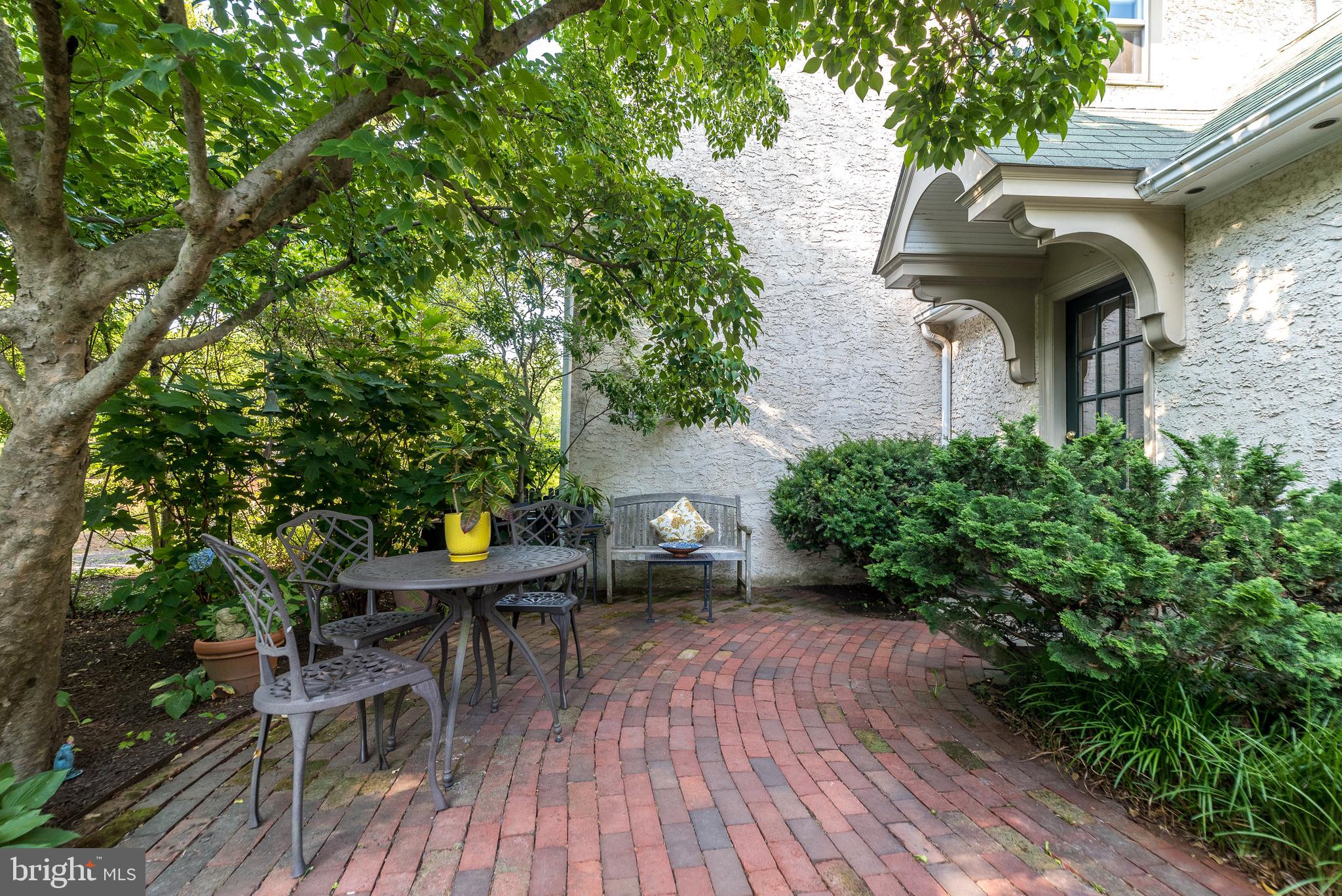 760 Forest Grove Rd