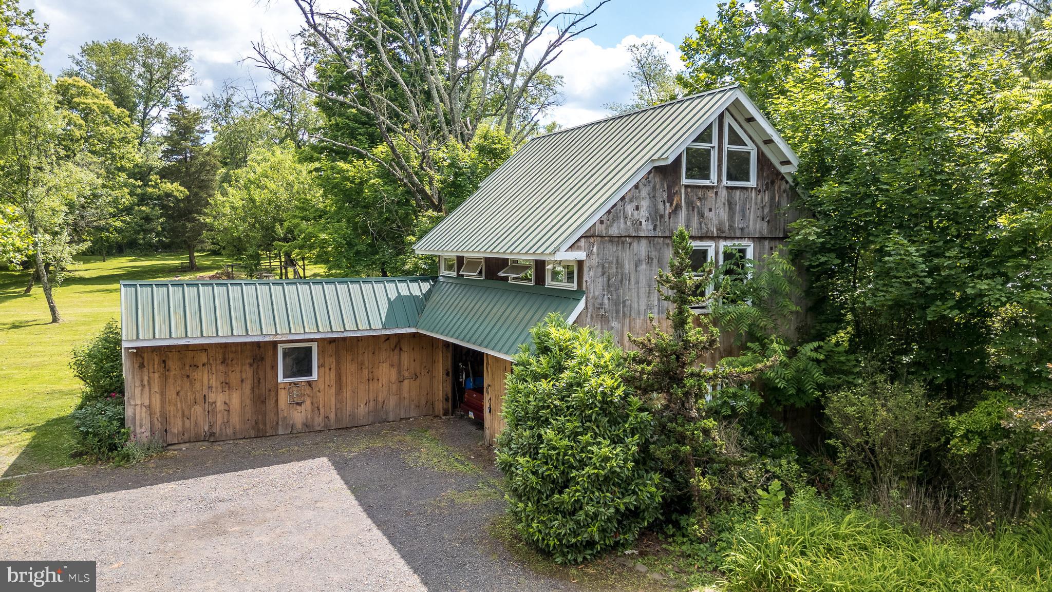 760 Forest Grove Rd