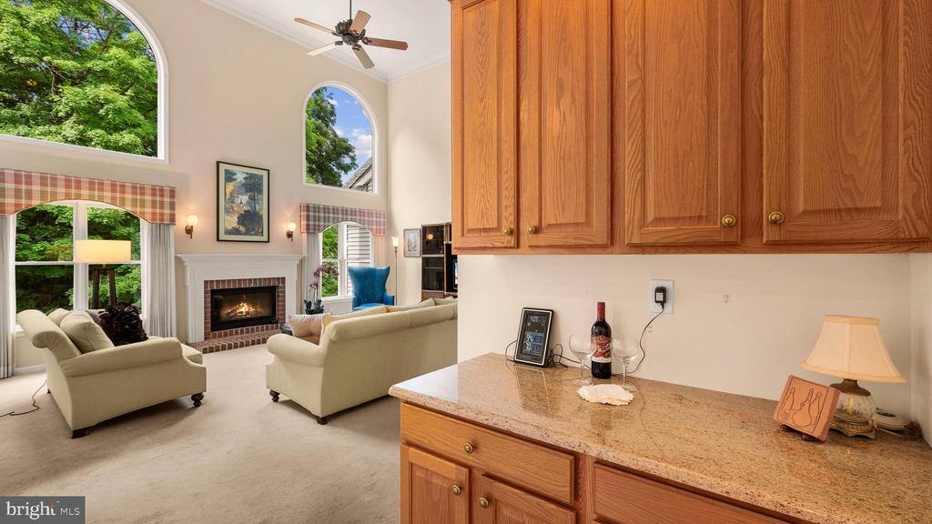 2247 Sunrise Way