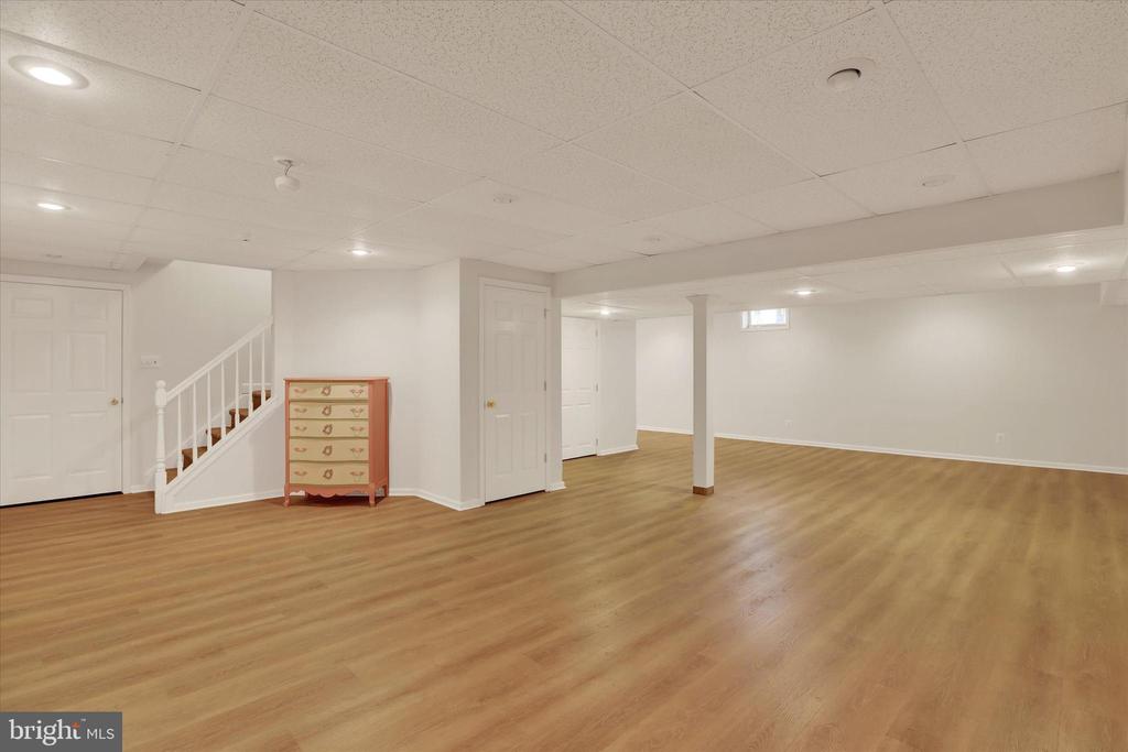 4615 Twinbrook Cir