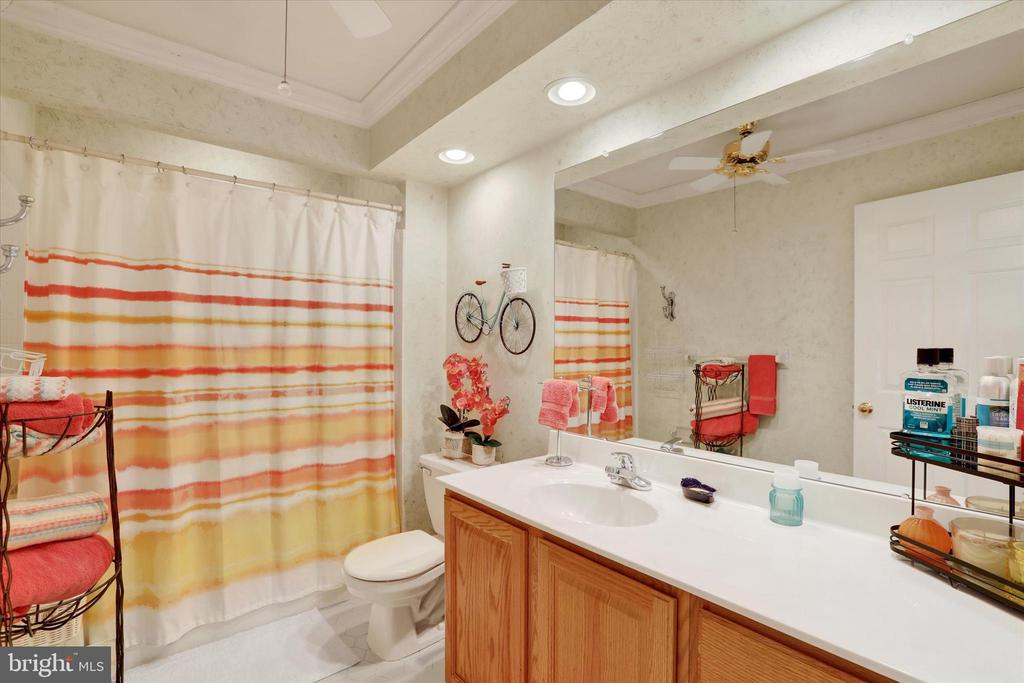 4615 Twinbrook Cir