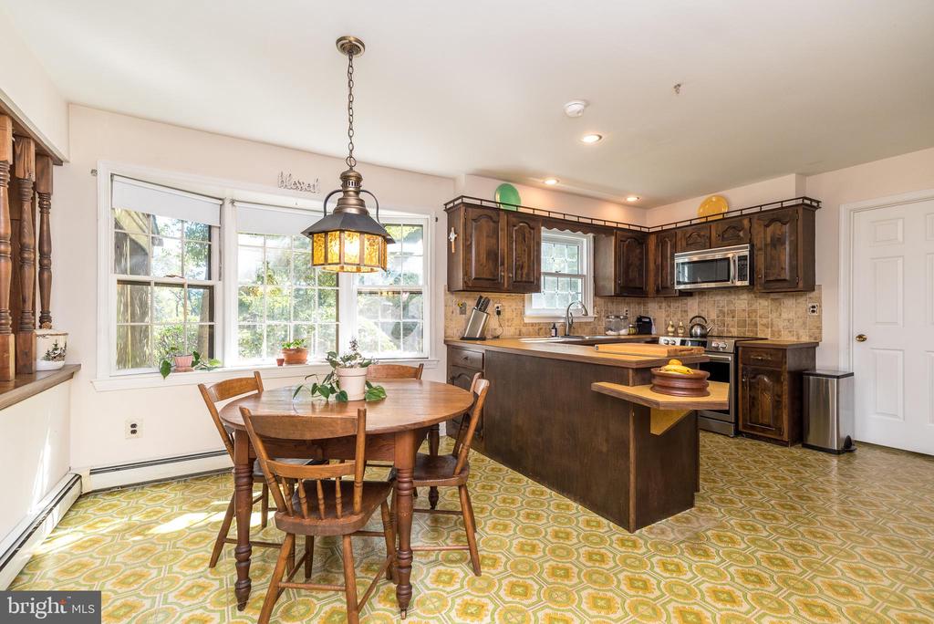 3045 Antler Dr