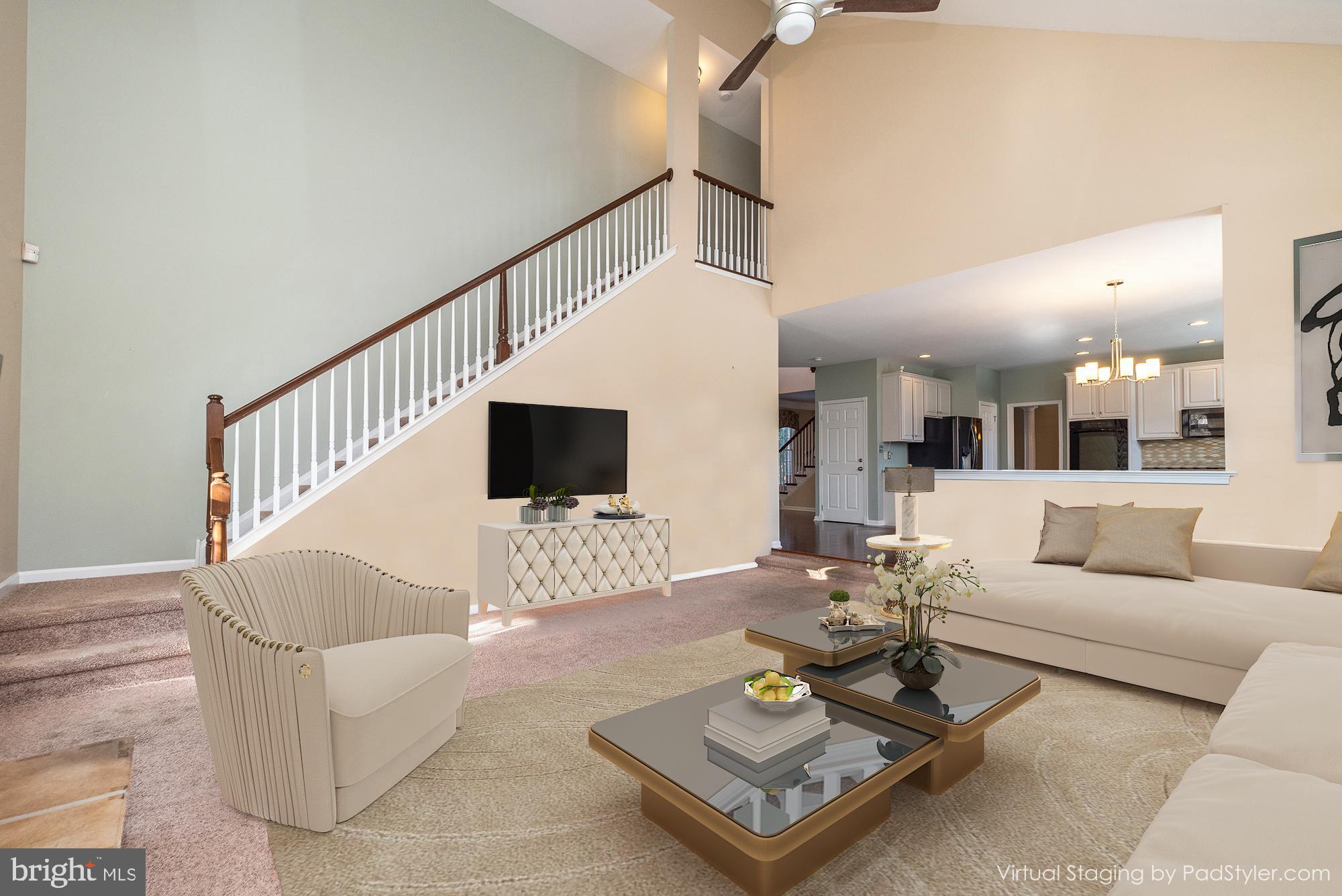 2277 Hedgerow Ln