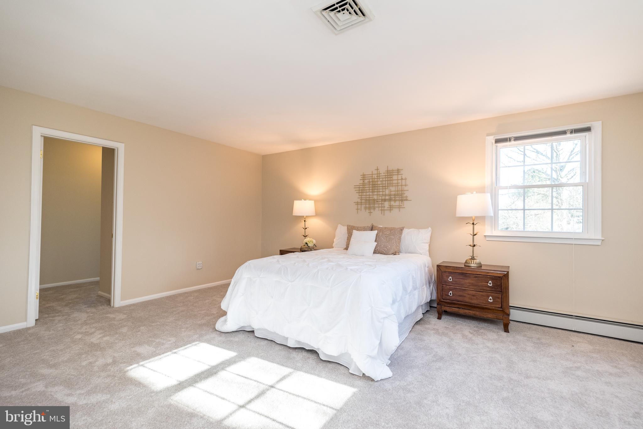 3187 April Ln