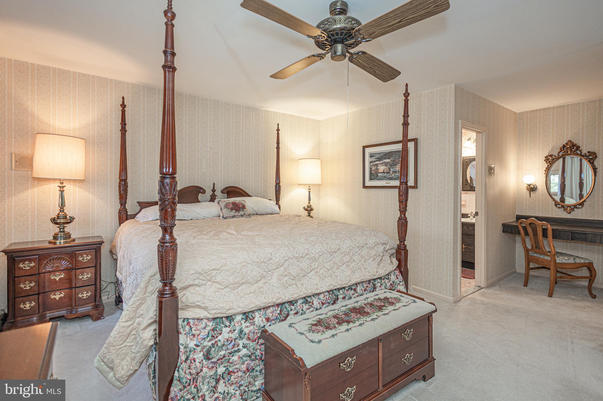 16 Brookside Dr