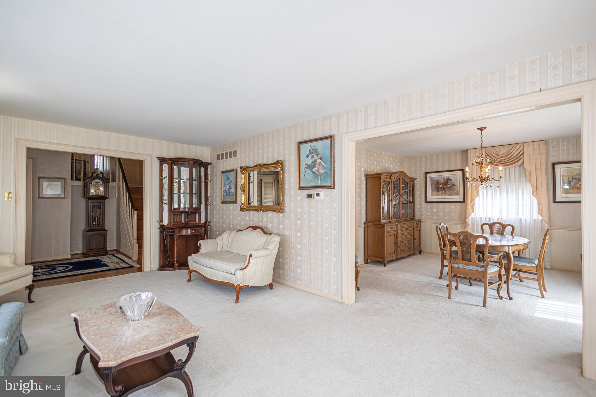 16 Brookside Dr