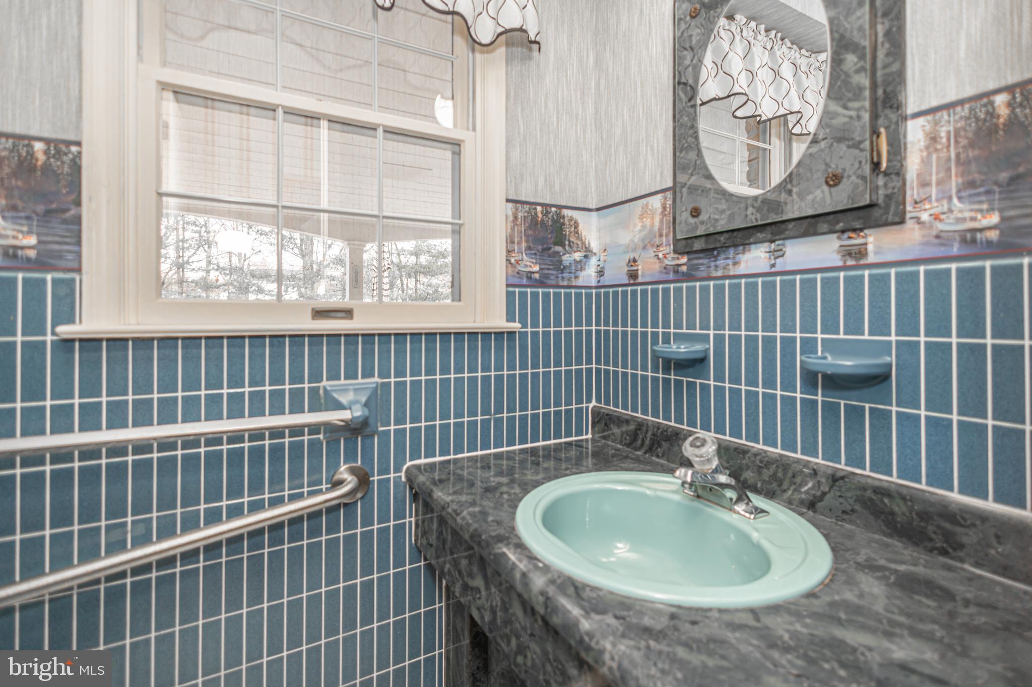 16 Brookside Dr