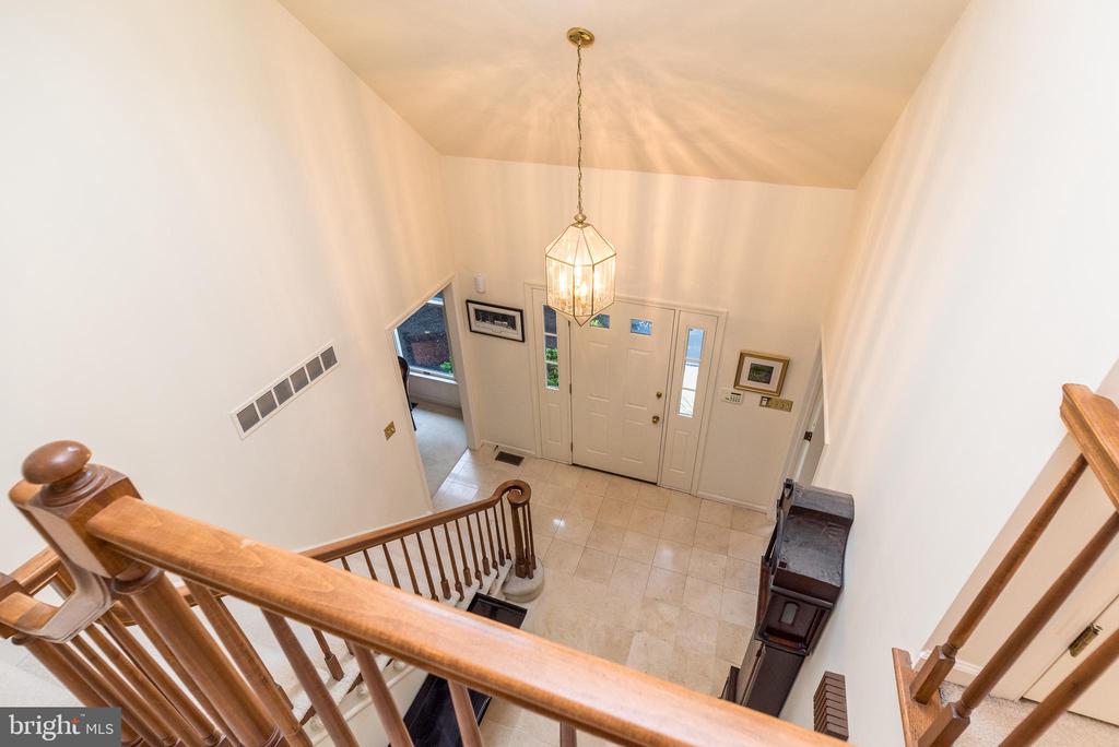 10 Paddock Dr