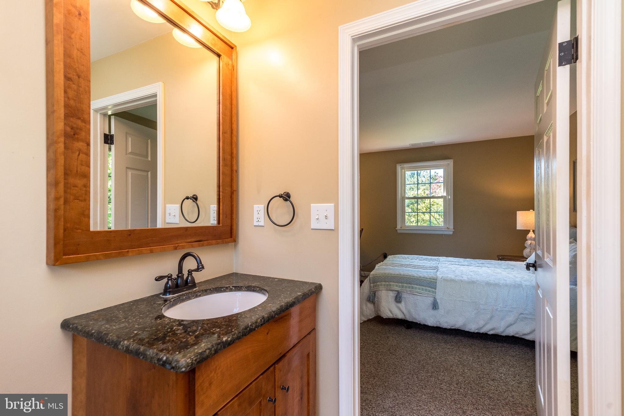 4537 Kavan Ct